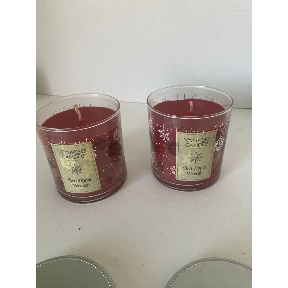 2 Yankee Candle Red Apple Wreath Festive 7 Ounce  Jar W Lid Fall Christmas New